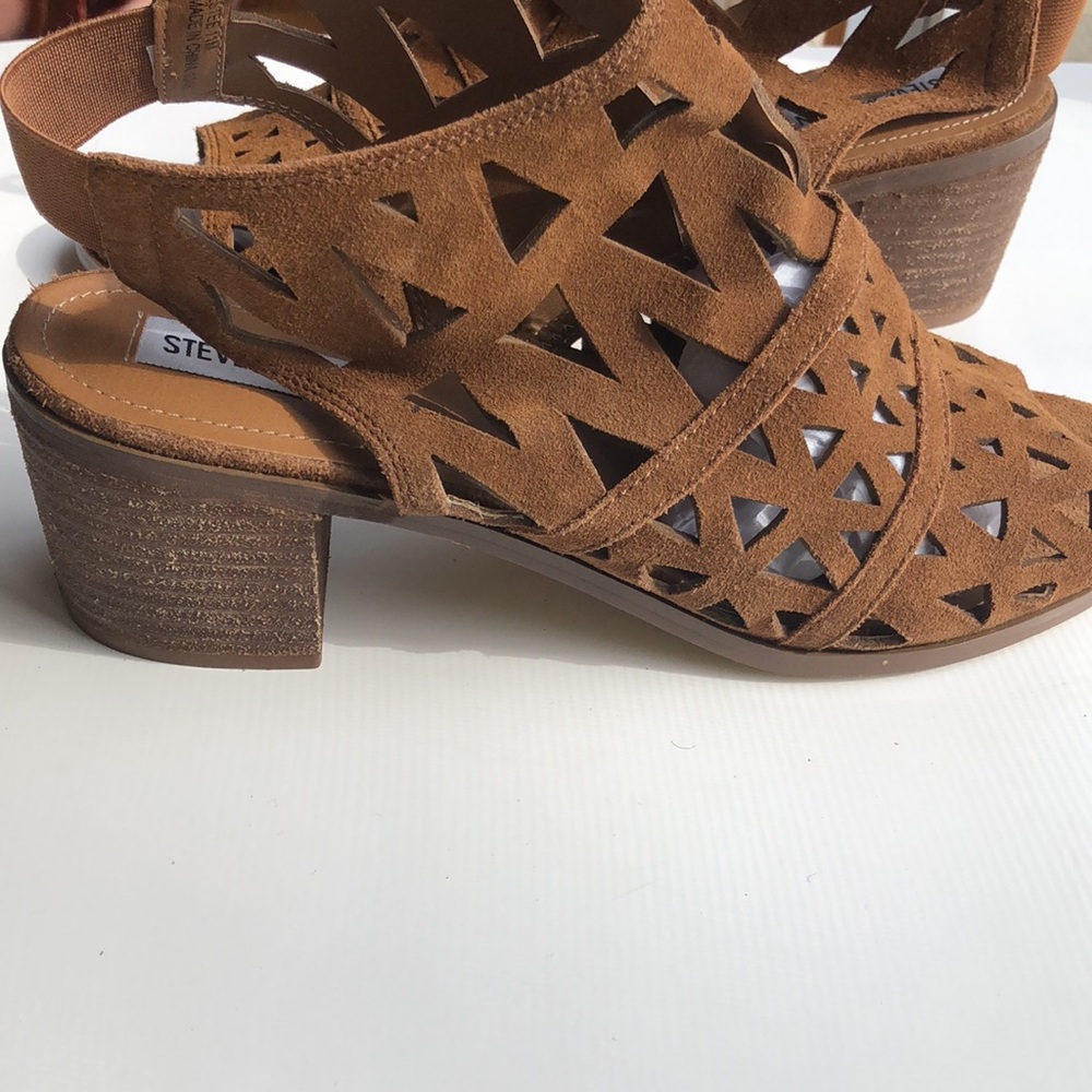 Steve Madden Estee Cage Sandals Cognac Suede - Size 11M